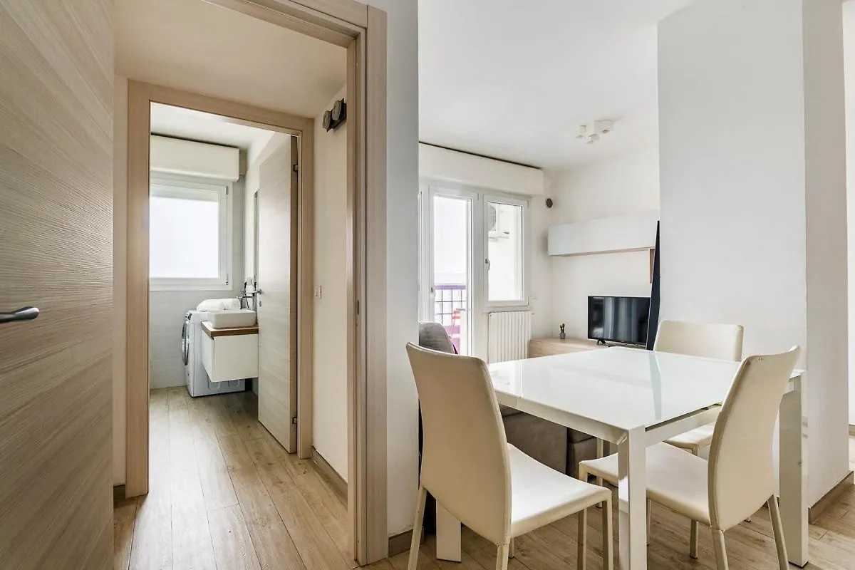 Brand New 1 Bedroom Apartment In Navigli Area Milan