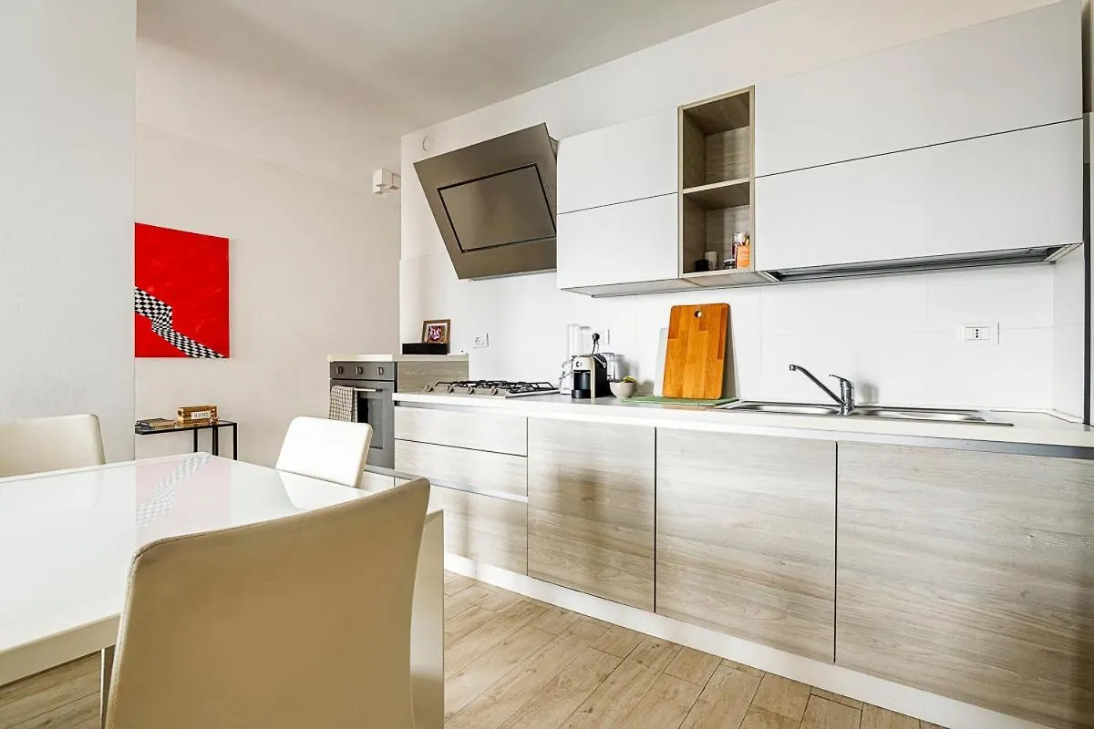 Brand New 1 Bedroom Apartment In Navigli Area Milan